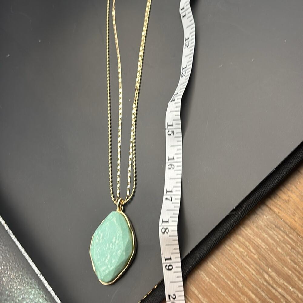 Style & Co necklace.‎ Long necklace with large turquoise rock - Picture 4 of 4